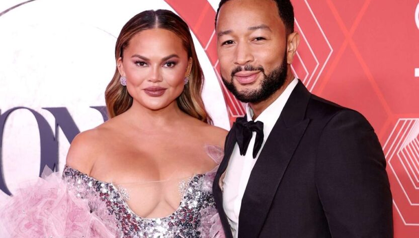 Chrissy Teigen Net Worth 2022